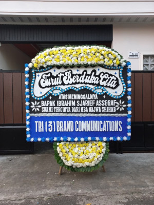 Papan Bunga Duka di Pentadu Barat